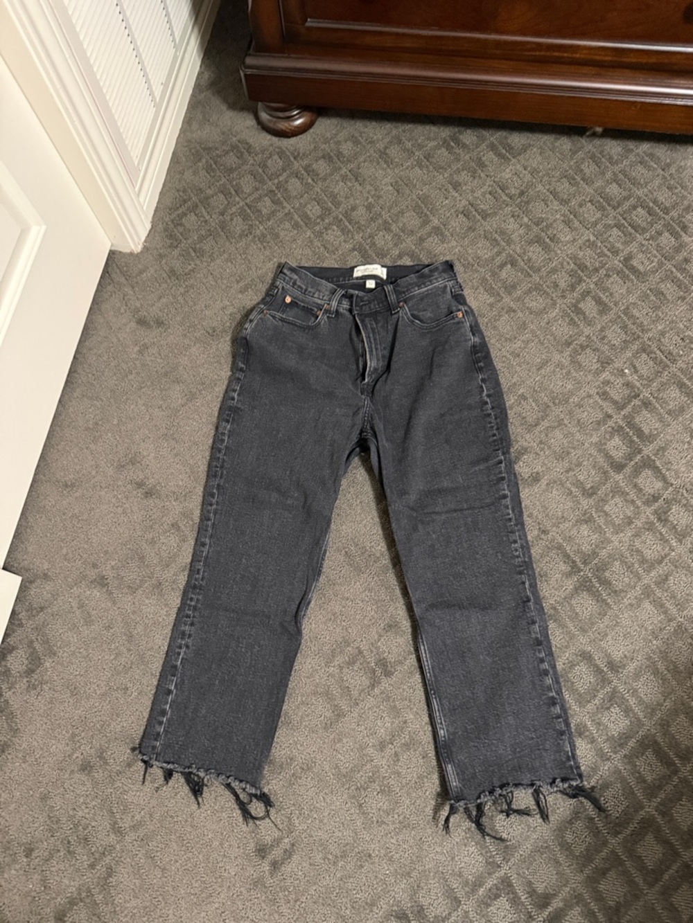 Abercrombie Curve Love Ankle Straight Ultra High Rise